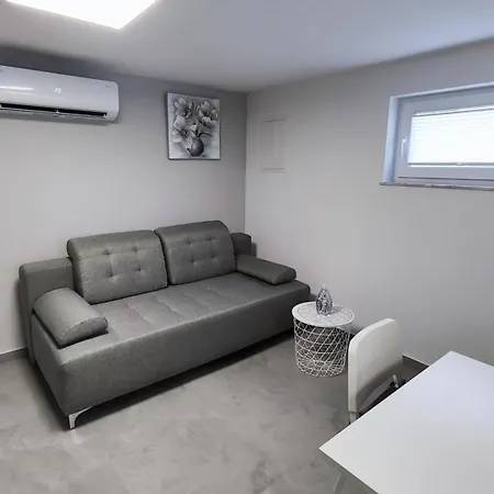 Apartma Alter Ego